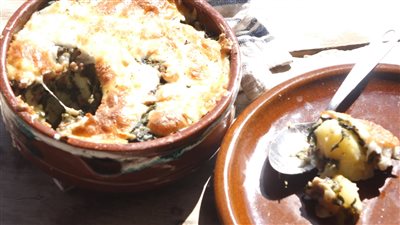 طريقة عمل طاجن بطاطس بالسبانخ واللحم