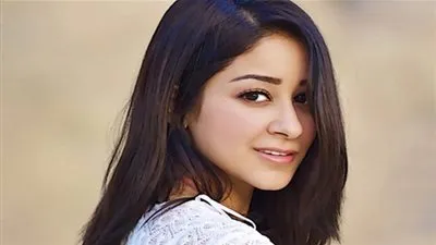 أسيل عمران تكشف حقيقة عودتها لطليقها خالد الشاعر