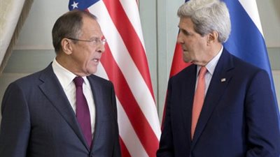 مباحثات هاتفية بين كيري و لافروف حول الأوضاع فى سوريا