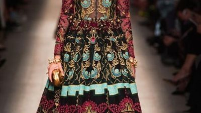 موضة الفستان الفولكلوري تميزك في هذا الصيف (صور)