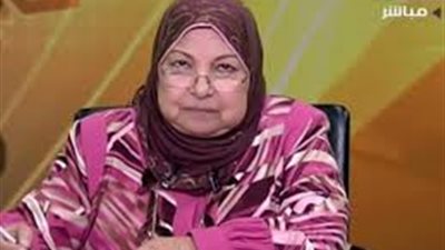 سعاد صالح: الطلاق أثناء الحيض يقع