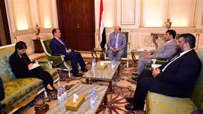  هادي يستقبل المبعوث الأممي إلى اليمن