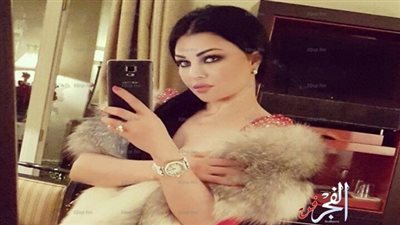 هيفاء وهبي توجه رسالة لصديقها من حفل ملك جمال لبنان!