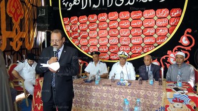 أمن السويس يعقد جلسة صلح لانهاء ثأر بين عائلتى بالجناين (صور)