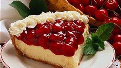 طريقة تحضير كيك الكريز واللوز