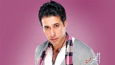 شاهد.. أحمد السعدني وابنه: 