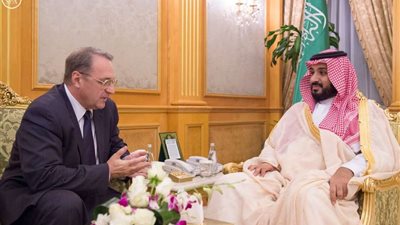 ولي ولي العهد يبحث مع المبعوث الخاص للرئيس الروسي العلاقات الثنائية وقضايا المنطقة