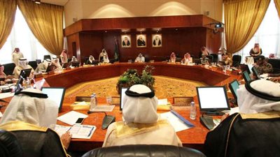 أمير مكة يشدد على تضافر الجهود لخدمة ضيوف الرحمن 