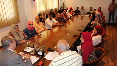 تفاصيل لقاء محافظ دمياط مع أعضاء إدارة الشئون القانونية بالمحافظة