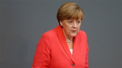 ميركل تطالب المواطنين من أصول تركية بالولاء لألمانيا