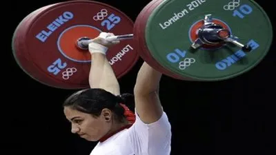 اتحاد الأثقال : ننتظر الإعلان الرسمي عن فوز عبير عبد الرحمن ببرونزية بكين 2008  