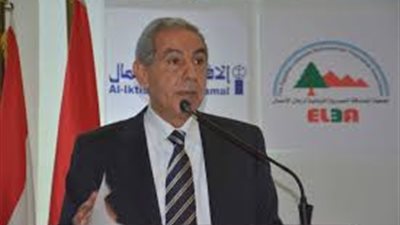 وزير الصناعة: استمرار فرض رسم الصادر على أصناف من خردة المعادن لمدة عام