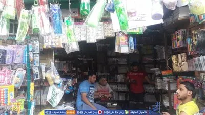 الدولار يشعل أسعار الأدوات المدرسية.. التاجر يستغيث وأولياء الأمور مضطرين