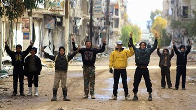 المعارضة السورية: اتفاق لإجلاء الآلاف من داريا المحاصرة بدمشق