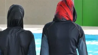 القضاء الفرنسي يحسم الجدل حول البوركيني 