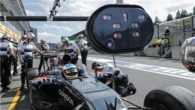 تراجع ألونسو وهاميلتون في مراكز الانطلاق بسباق بلجيكا