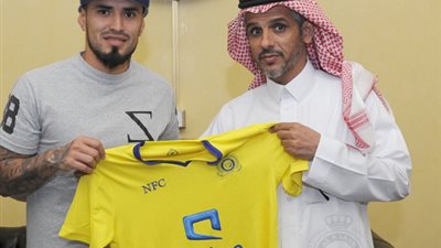 الفيفا يصدر بطاقة مؤقتة لمحترف النصر السعودي