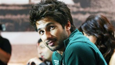 شاهد كابور يُرزق بطفلة ويظهر في فيلم جديد