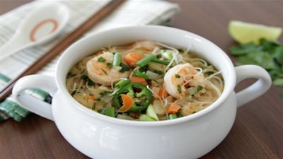 طريقة تحضير لسان العصفور بالروبيان اللذيذ