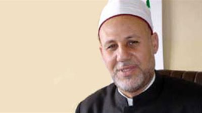 مشادة كلامية بين داعية سلفي ورئيس لجنة الفتوى الأسبق بسبب 