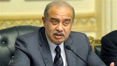 رئيس الوزراء يشيد بدور الجامعة الأمريكية في تقديم نموذج تعليمي رائد