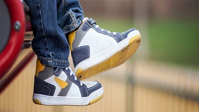  نصائح هامة وصحية لاختيار الحذاء المناسب لقدم الأطفال