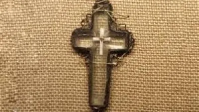 سرقة قطعة من صليب المسيح الحقيقي من كنيسة القدّيس دومينيك في أمريكا