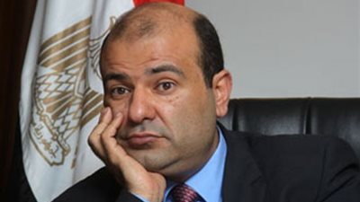 وزير التموين المستقيل لقيادات الوزراة: 