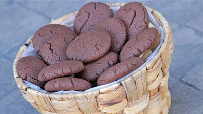 طريقة تحضير كوكيز الفانيليا والكاكاو الشهية