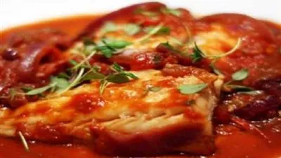 طريقة عمل فيليه السمك بالبهارات والصلصة الحارة