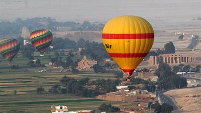 عاجل.. إيقاف جميع رحلات البالون بالأقصر لمدة 3 أيام