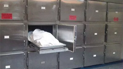 حداد يقتل نجلته لسرقتها مبلغ مالي من شقيقتها بشبرا الخيمة