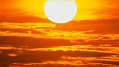 مواطنو عدد من الدول الأفريقية يتابعون الكسوف الحلقي للشمس