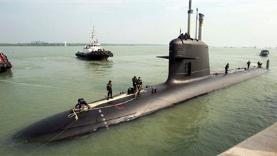 أول تعليق لوزير الدفاع الفرنسي حول تسريب معلومات عن الغواصات الفرنسية