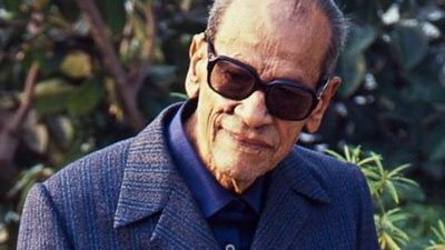 أسامة كمال عن نجيب محفوظ: 