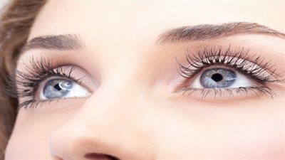 وصفات منزلية للعناية بمنطقة العينين