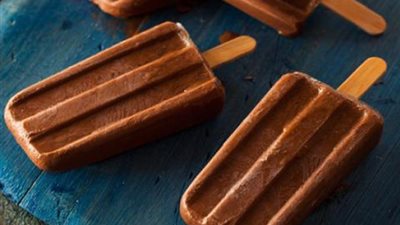 طريقة عمل حلوي فادج الشيكولاتة المثلجة