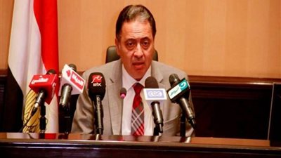 وزير الصحة: لبن الأطفال موجود ويكفي لـ عام ونصف 