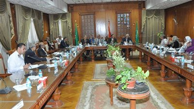 جامعة المنوفية تكشف تعيين 23 أستاذاً ومنح 85 باحثاً درجتى الماجستير والدكتوراة