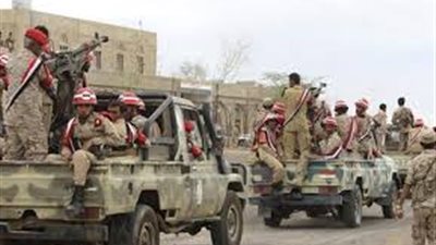القوات الشرعية تستعيد السيطرة على معسكر السلان جنوب اليمن