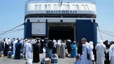 اشتباه بوجود 35 حالة تسمم على متن سفينة أثناء رحلتها من ضبا إلى سفاجا
