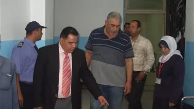 في جولة مفاجئة.. وكيل الصحة بالشرقية يتفقد مستشفى كفرصقر  (صور)