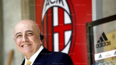 الصينيون يطيحون برجال ميلان الإيطالي