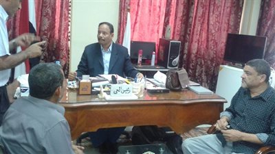 حى الخليفة يحصر الأماكن التى تحتاج بلوعات صرف صحى