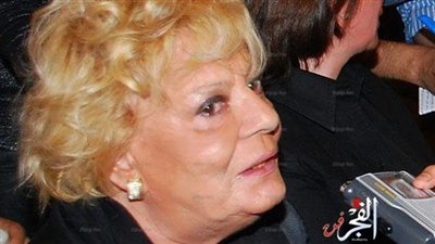 تفاصيل اتصال الرئيس السيسي بالفنانة نادية لطفي