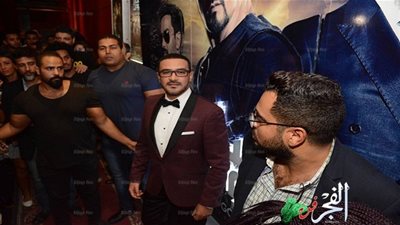 محمد رجب يصل العرض الخاص لفيلمه الجديد 