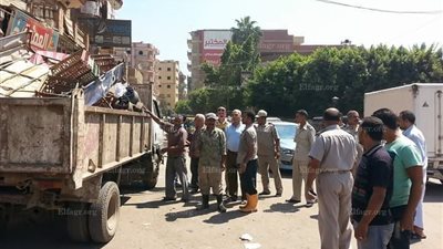 تحرير 287 محضر تموين واشغالات ومقاهي مخالفة بكفر شكر (صور)