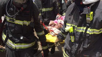 مصرع امرأة وإصابة أخرى وطفلين إثر حريق اندلع بـ