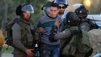 محكمة إسرائيلية تقر بدستورية الإطعام القسرى للمعتقلين المضربين عن الطعام