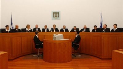 المحكمة الإسرائيلية العليا تقر قانون إطعام الأسرى المضربين قسريا